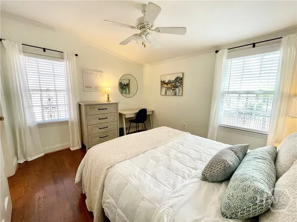 $3,200 | 217 West Taylor Street, Savannah, GA 31401