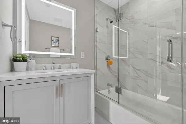 $1,350,000 | 3151 Newton Street Northeast, Washington, DC 20018