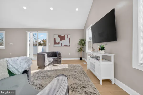 $1,350,000 | 3151 Newton Street Northeast, Washington, DC 20018