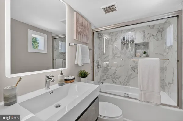 $1,350,000 | 3151 Newton Street Northeast, Washington, DC 20018