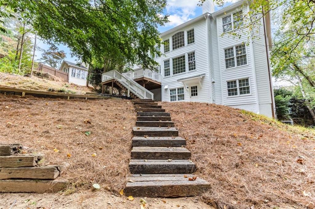 3425 Kingsland Circle Berkeley Lake, GA 30096 - Photo 45 of 45 a front view of a house with a yard