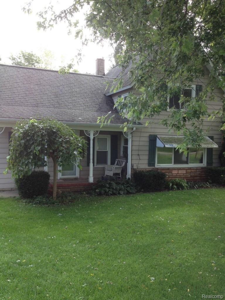 6070 Linden Road Fenton, MI 48430 - Photo 1 of 25 IMG_6692.jpg