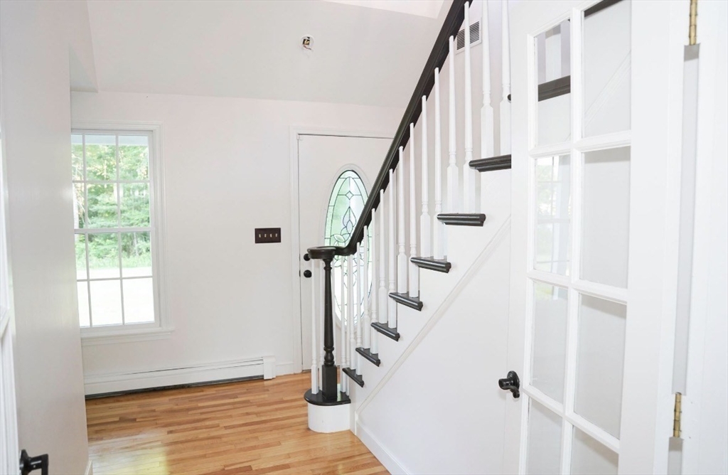 241 New Bedford Road Rochester, MA 02770 - Photo 12 of 25