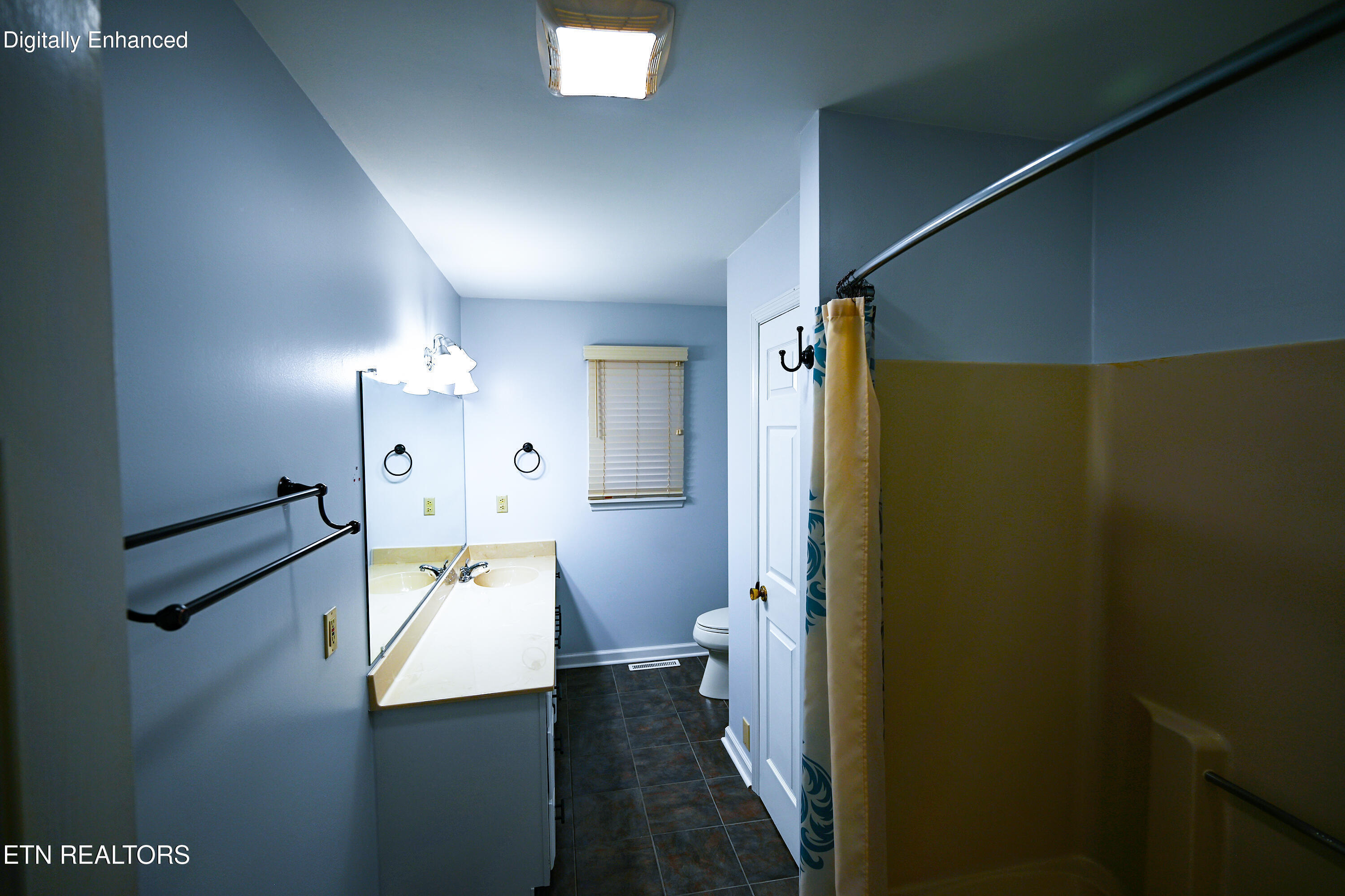 113 Blue Ridge Court Oak Ridge, TN 37830 - Photo 13 of 26 MasterBathroom1