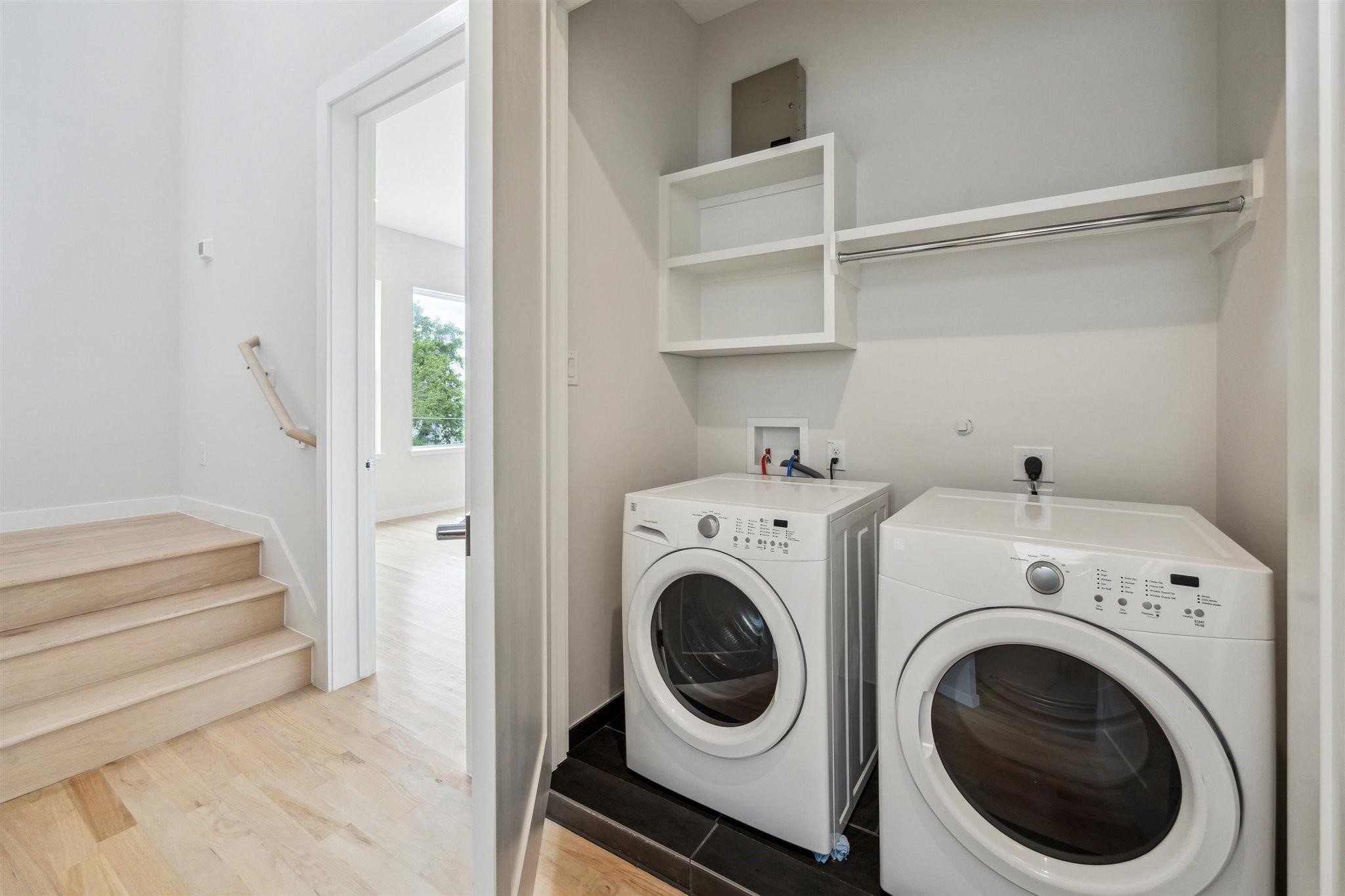 1508 Sabine Street Houston, TX 77007 - Photo 28 of 38 Utility Room