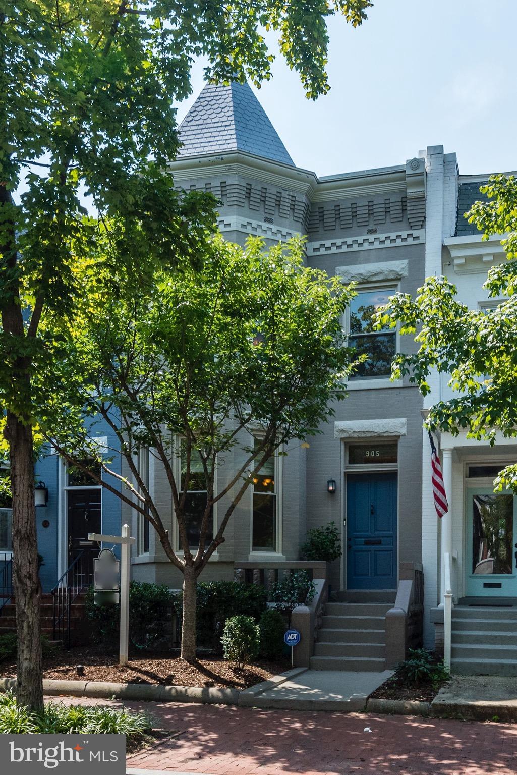 905 Constitution Avenue Northeast Washington, DC 20002 - Photo 2 of 30 Gorgeous Bay Front Victorian