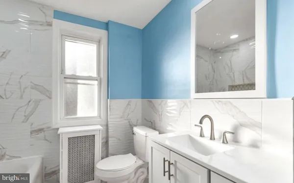 $2,500 | 200 Kingston Road, Upper Darby, PA 19082