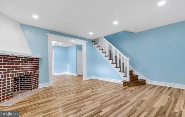 $2,500 | 200 Kingston Road, Upper Darby, PA 19082