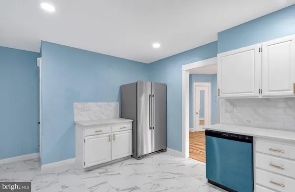 $2,500 | 200 Kingston Road, Upper Darby, PA 19082