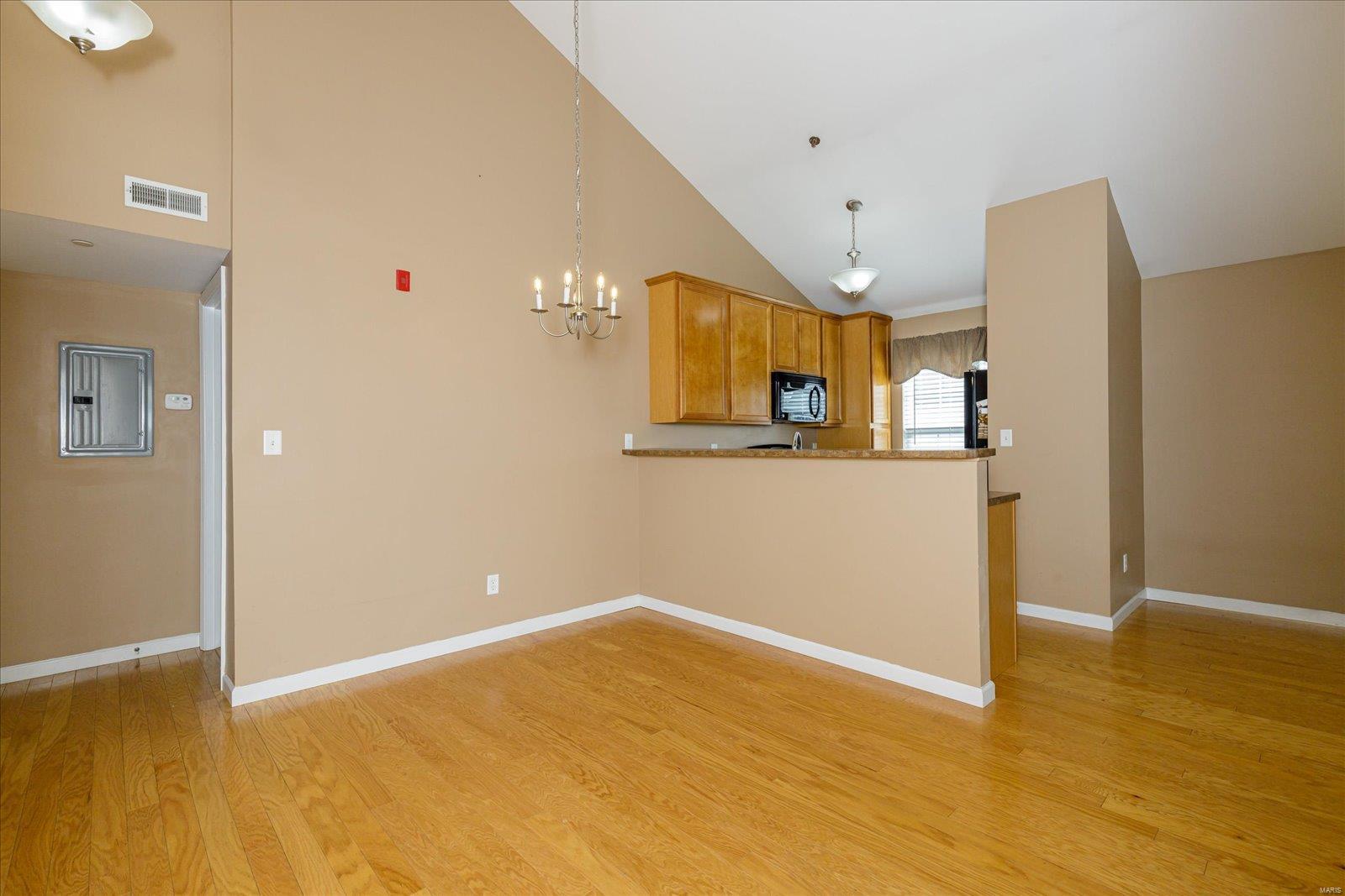 3303 Spring River Drive O'Fallon, MO 63368 - Photo 9 of 31