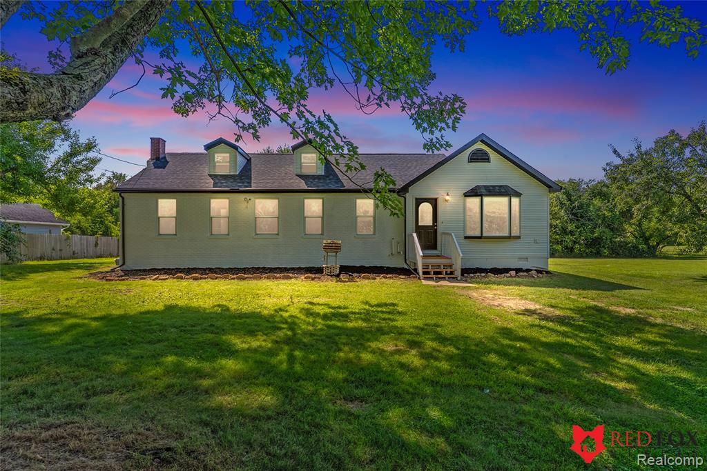 13425 North Lewis Road Clio, MI 48420 - Photo 3 of 45