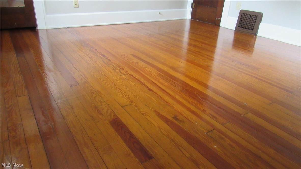 219 East Wilbeth Road Akron, OH 44301 - Photo 17 of 32