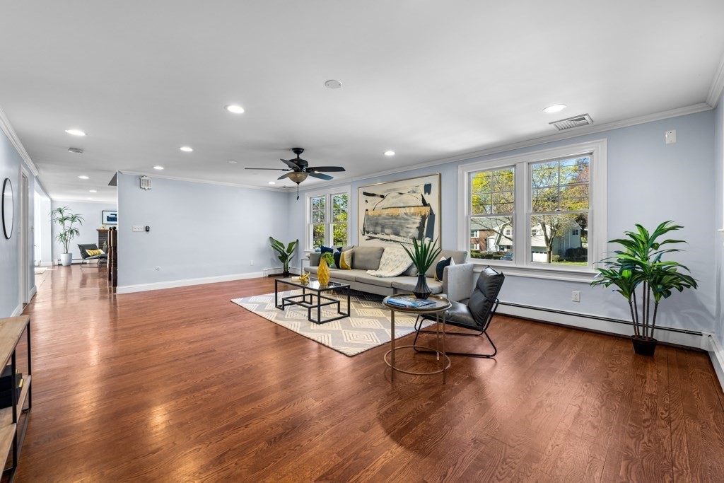 255 Worthen Road East Lexington, MA 02421 - Photo 4 of 32