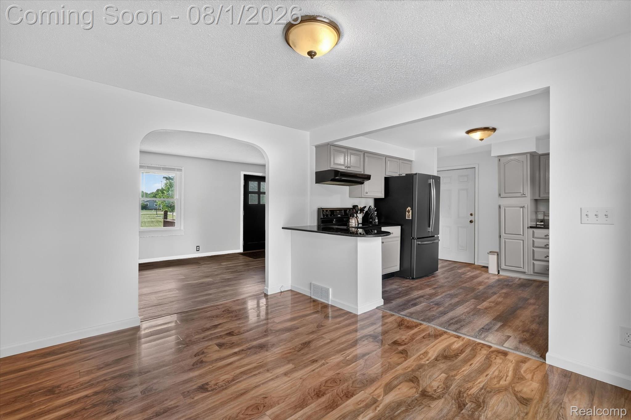 1488 North Long Lake Road Fenton, MI 48430 - Photo 12 of 56 13-1488-N-Long-Lake-Rd-Fenton-WindowStill.jpg