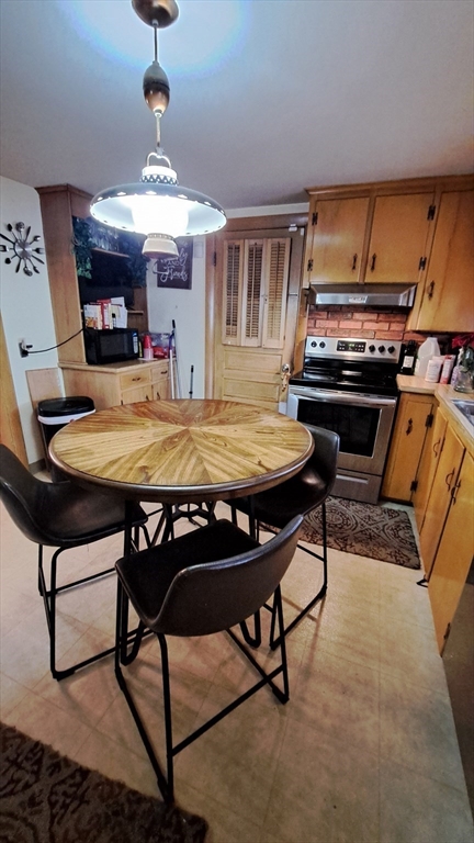 3 Neal Street Brockton, MA 02301 - Photo 2 of 29