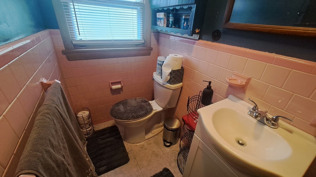3 Neal Street Brockton, MA 02301 - Photo 9 of 29