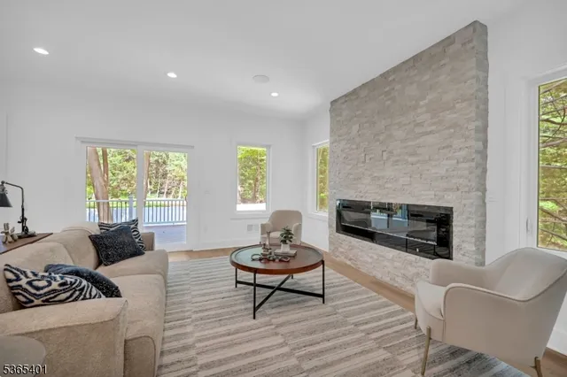 $1,699,000 | 25 Wardell Road, Livingston, NJ 07039