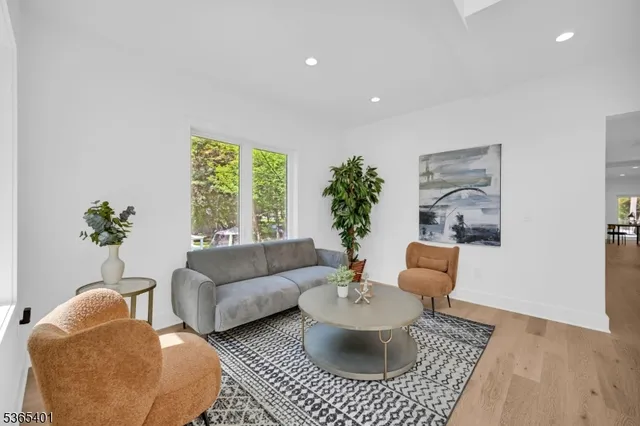 $1,699,000 | 25 Wardell Road, Livingston, NJ 07039