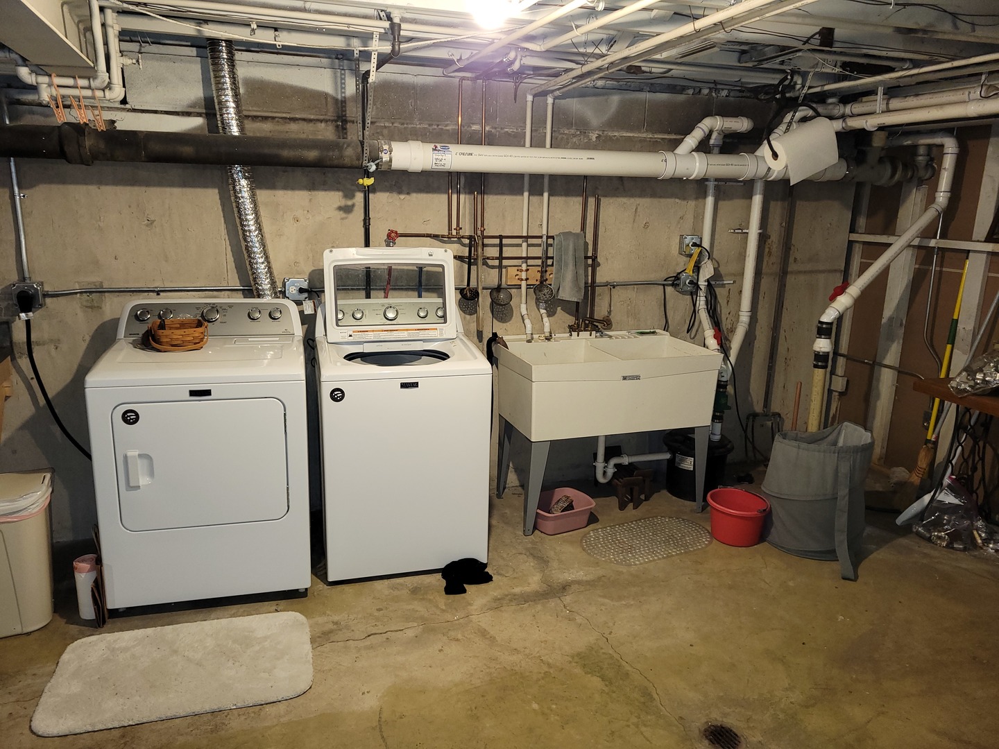 1321 Burr Oak Road Homewood, IL 60430 - Photo 12 of 15 a utility room with dryer and washer