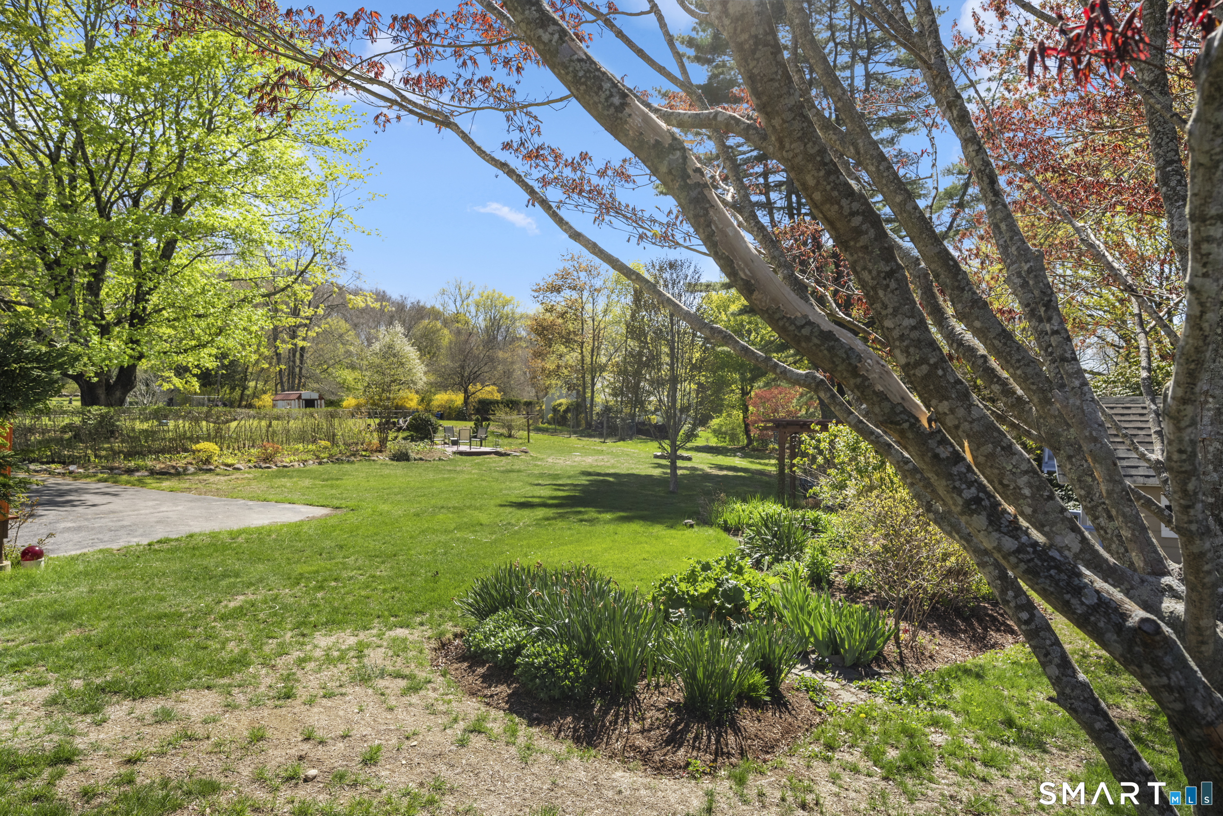 1309 Flanders Road Groton, CT 06355 - Photo 26 of 40