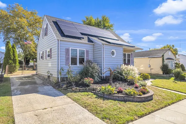 $500,000 | 104 Boehmhurst Avenue, Sayreville, NJ 08872