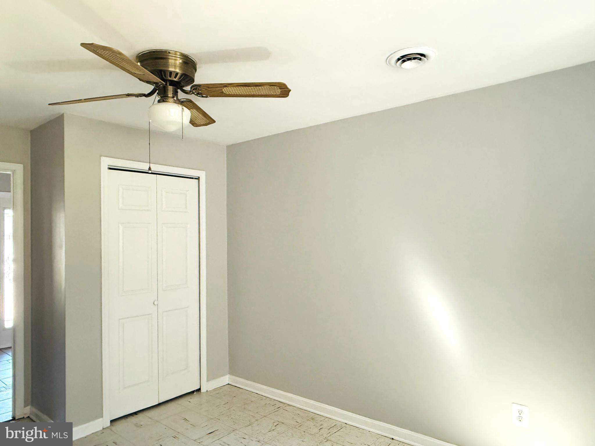 5720 Oakland Road Baltimore, MD 21227 - Photo 20 of 30