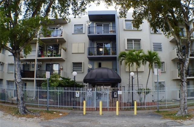 3181 Southwest 13th Street, Unit 307 Miami, FL 33145 - Photo 19 of 19 Gallery Image 19