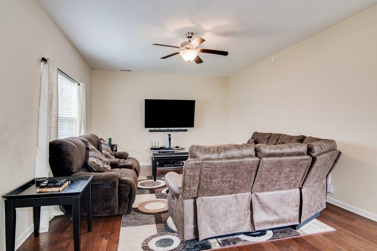 607 Todd Road Martinez, GA 30907 - Photo 11 of 31 012- (4)