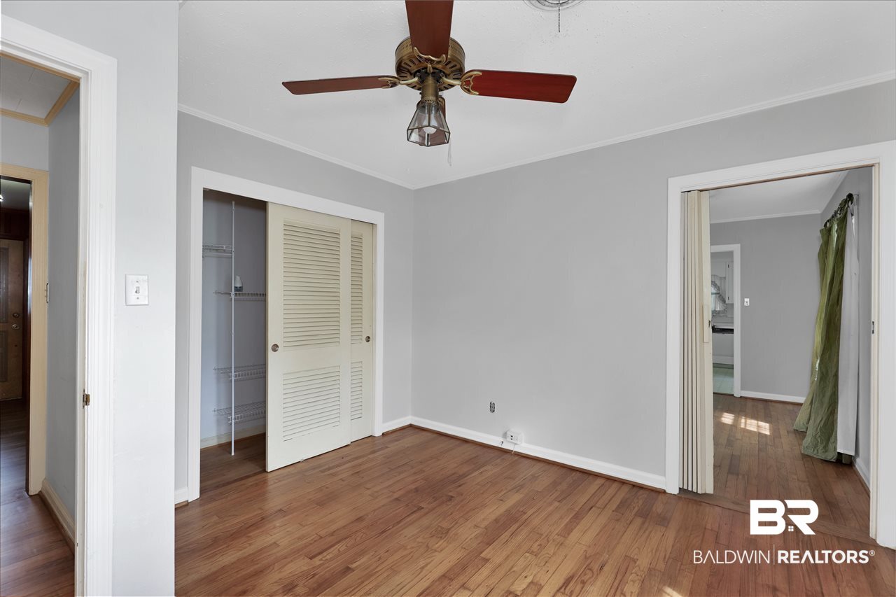 5839 Nevius Road Mobile, AL 36619 - Photo 10 of 28 Ceiling Fans