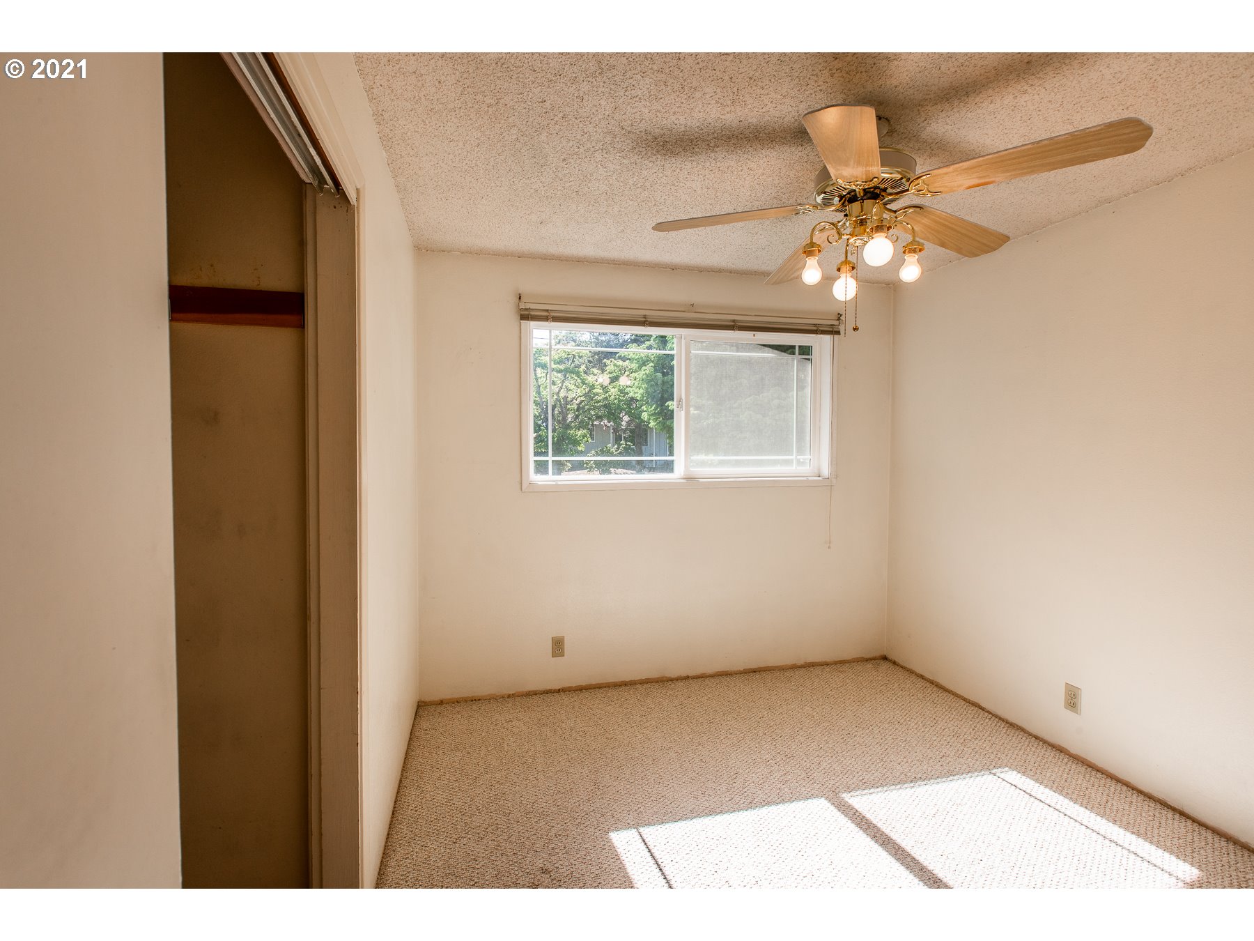1139 Custom Way Springfield, OR 97477 - Photo 15 of 25
