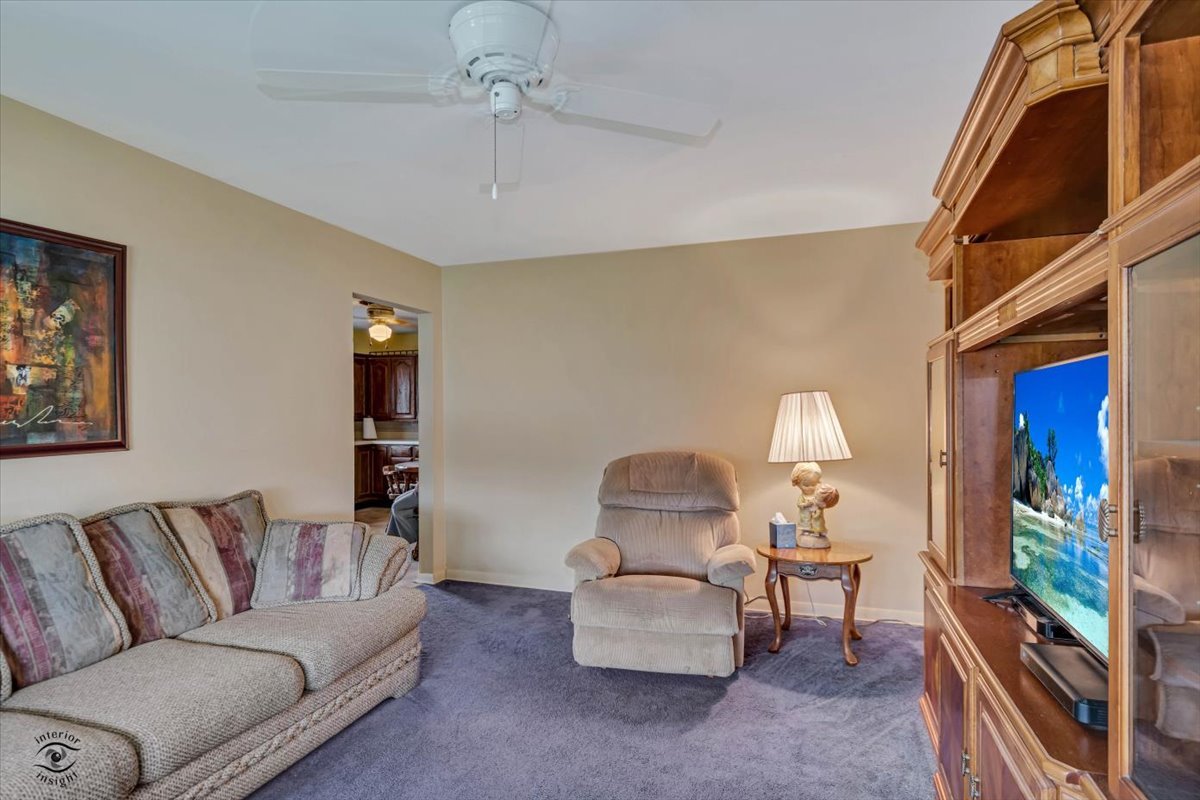 6253 Birmingham Street Chicago Ridge, IL 60415 - Photo 4 of 25