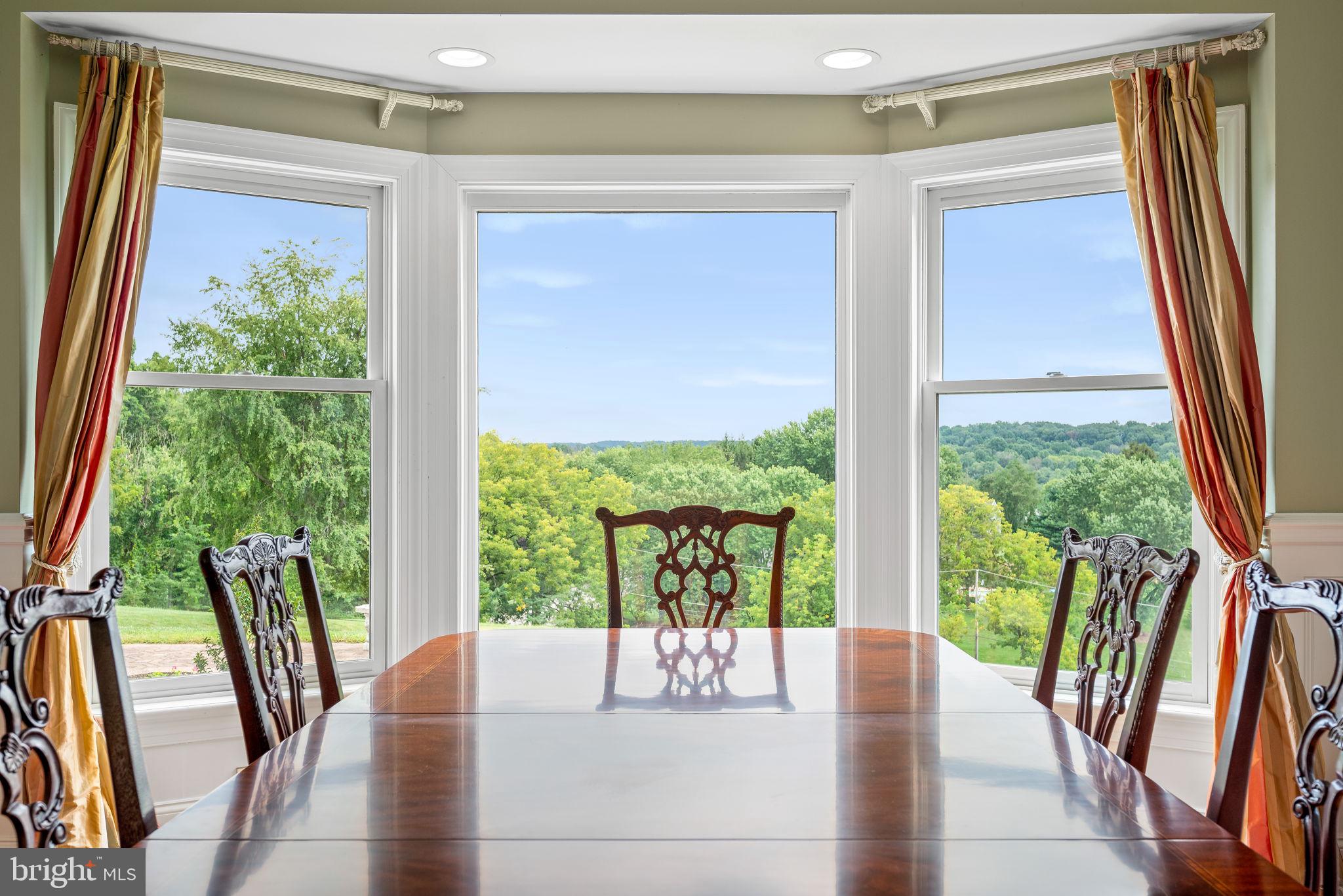 735 North Reeds Road Downingtown, PA 19335 - Photo 13 of 66 Dining Room