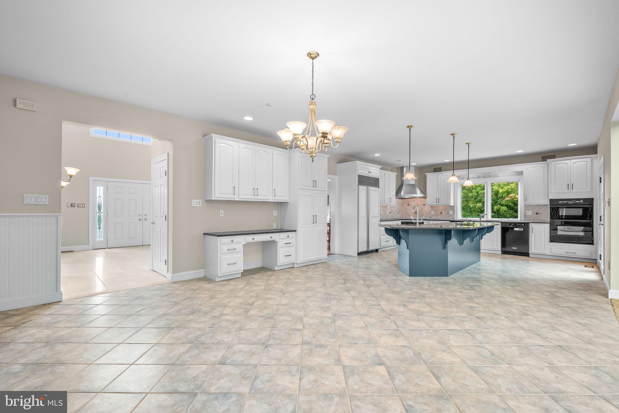 735 North Reeds Road Downingtown, PA 19335 - Photo 19 of 66 Eat-In Kitchen Area