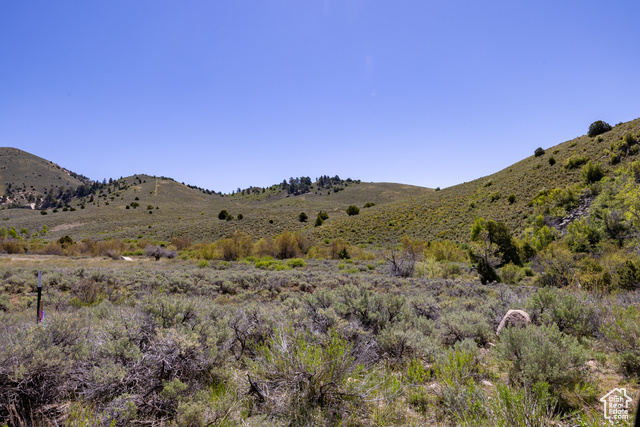 19204 Paradise Park Road, Unit 6 Vernal, UT 84078 - Photo 9 of 14 View of mountain background