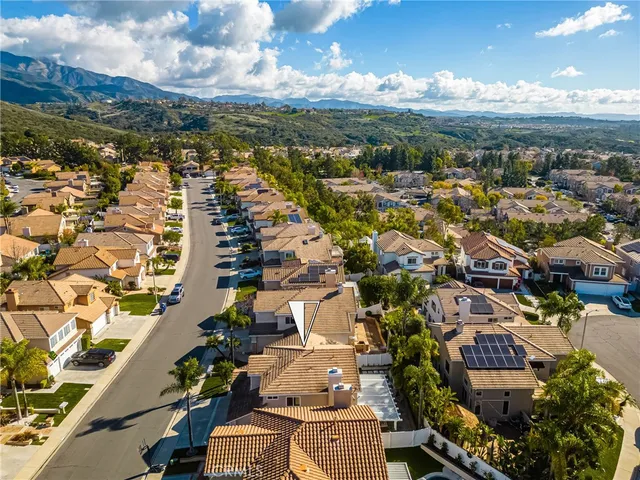 $1,284,999 | 4 Marseille Way, Lake Forest, CA 92610