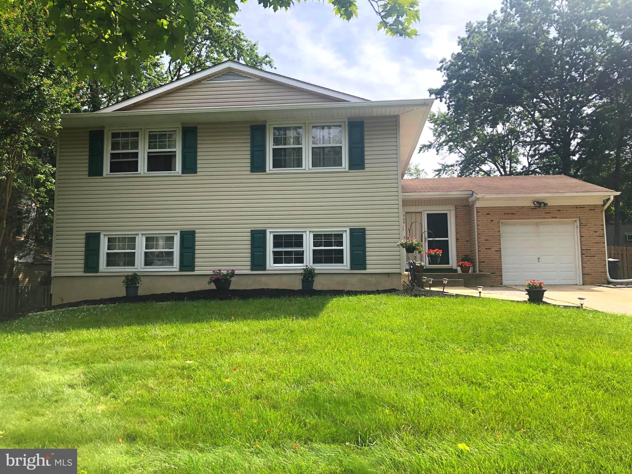 725 Liberty Road Mount Laurel, NJ 08054 - Photo 1 of 30