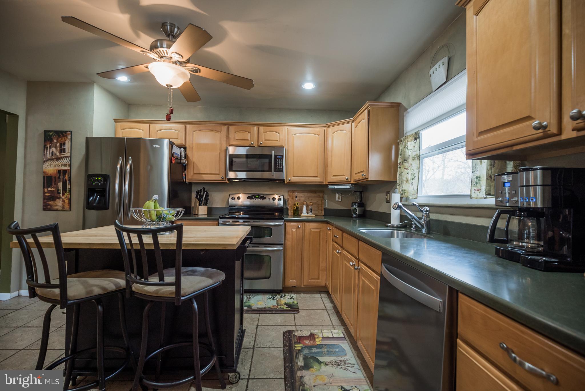 725 Liberty Road Mount Laurel, NJ 08054 - Photo 6 of 30