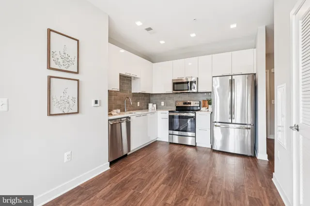 $542,500 | 989 South Buchanan Street, Unit 225, Arlington, VA 22204