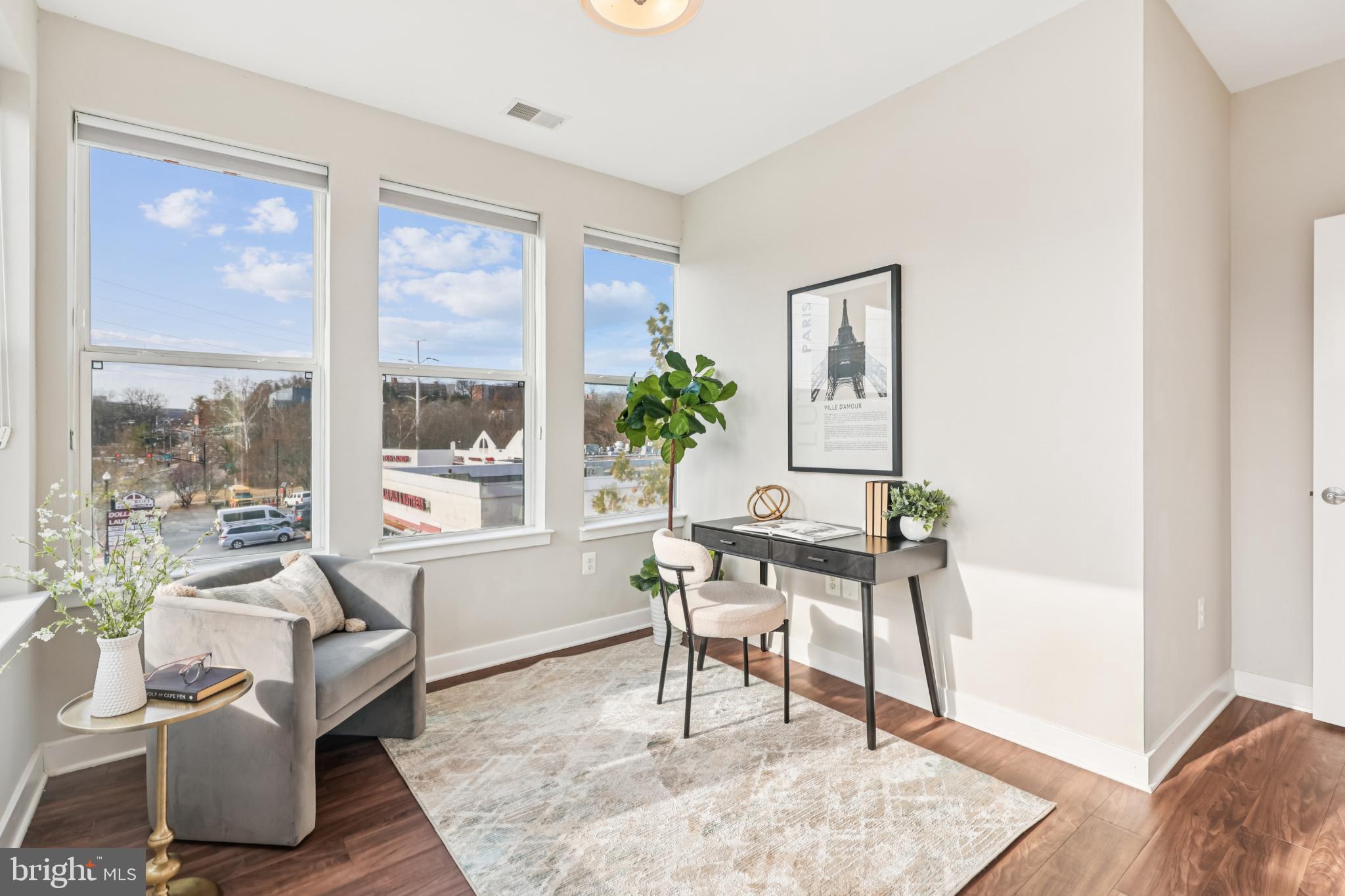 989 South Buchanan Street, Unit 225 Arlington, VA 22204 - Photo 24 of 42 a work room with furniture and a window