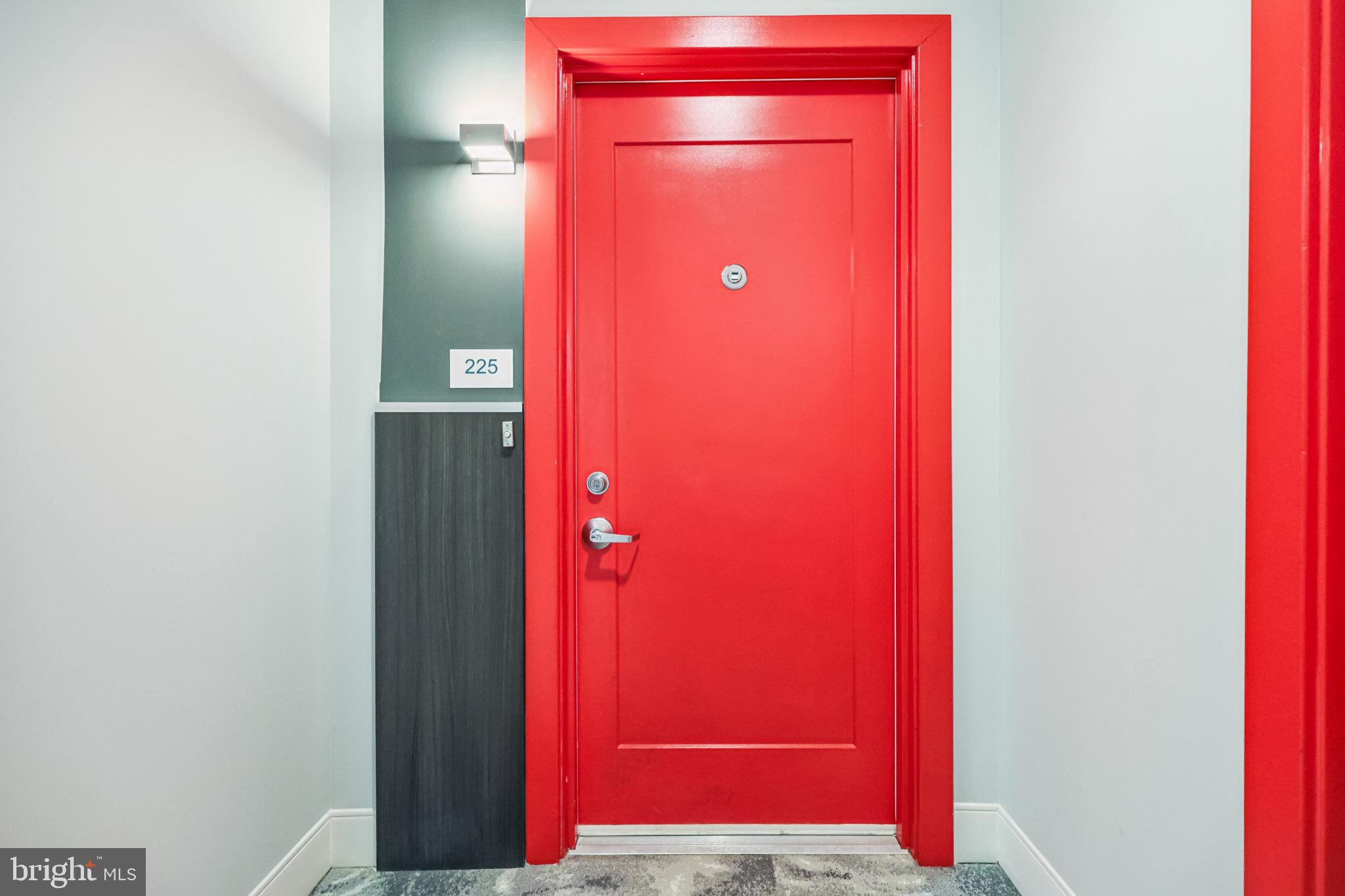 989 South Buchanan Street, Unit 225 Arlington, VA 22204 - Photo 28 of 42 a view of elevator