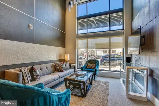 $542,500 | 989 South Buchanan Street, Unit 225, Arlington, VA 22204