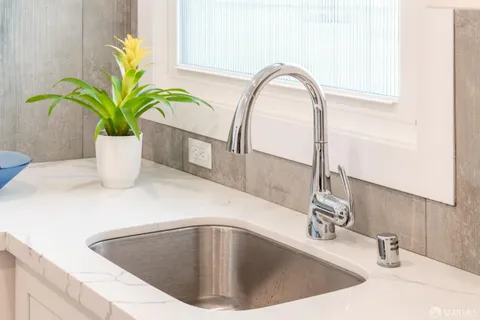 $699,000 | 490 Connecticut Street, Unit 1, San Francisco, CA 94107
