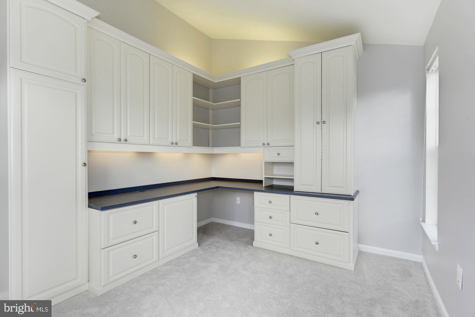 18292 Tupelo Ridge Terrace Leesburg, VA 20176 - Photo 19 of 30 Interior (General)