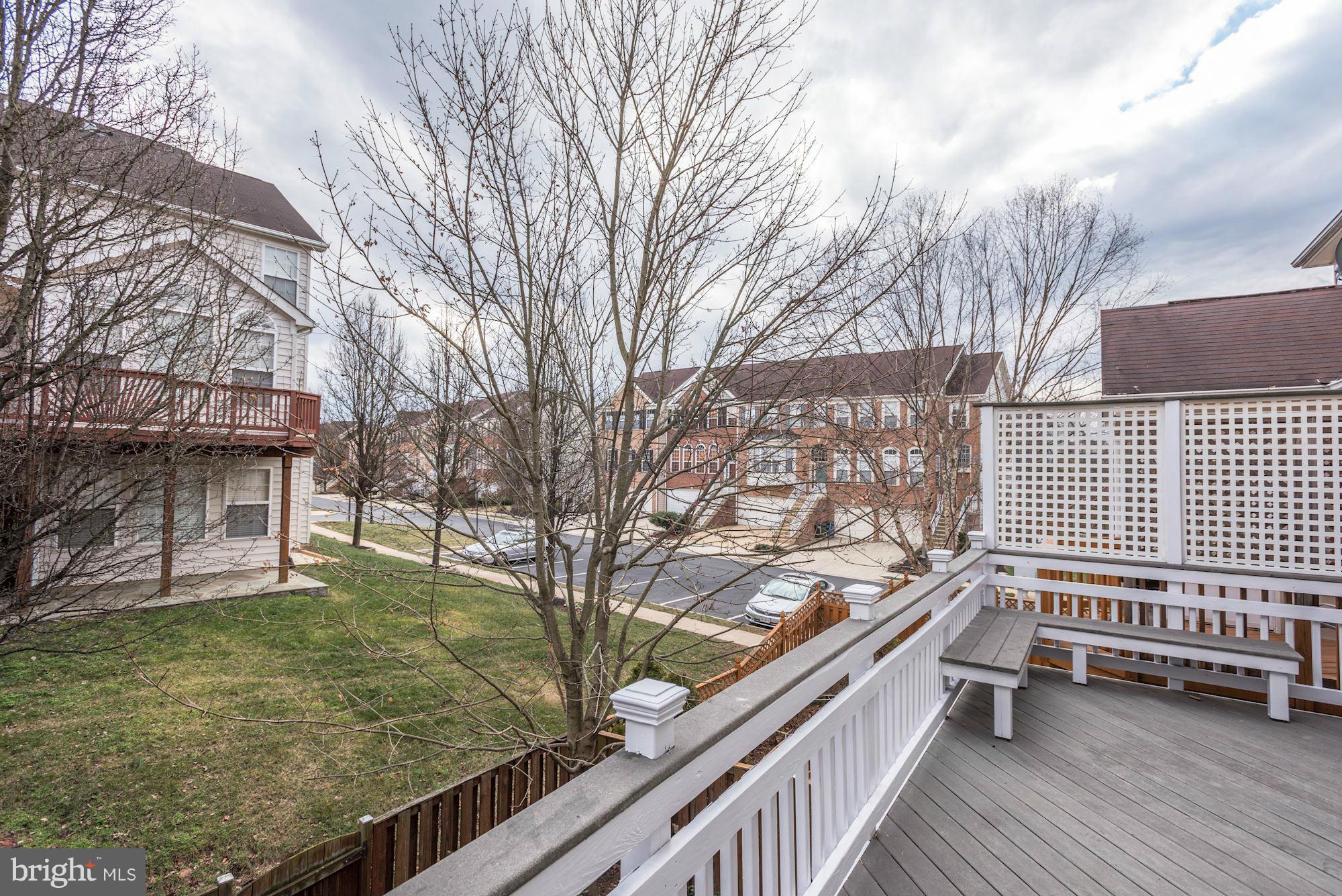 18292 Tupelo Ridge Terrace Leesburg, VA 20176 - Photo 26 of 30 Exterior (Rear)