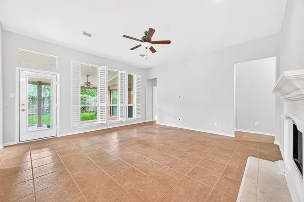 $2,750 | 24919 Corbin Gate Drive, Spring, TX 77389