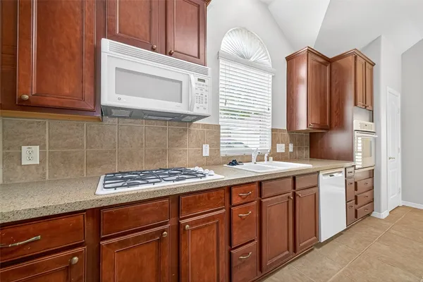 $2,750 | 24919 Corbin Gate Drive, Spring, TX 77389