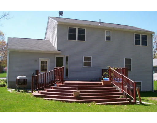 32 Pheasant Drive Springfield, MA 01119 - Photo 3 of 8