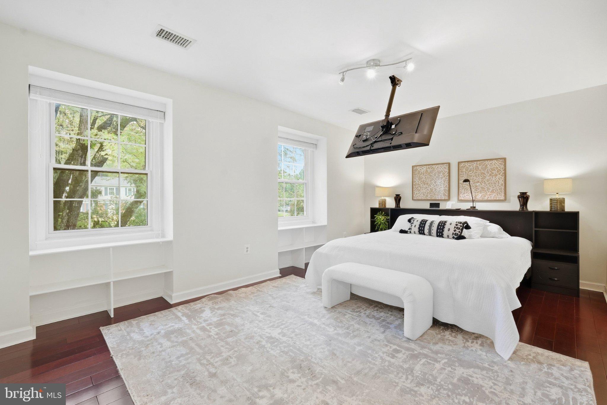 12404 Kings Lake Drive Reston, VA 20191 - Photo 15 of 49 Gallery Image 15