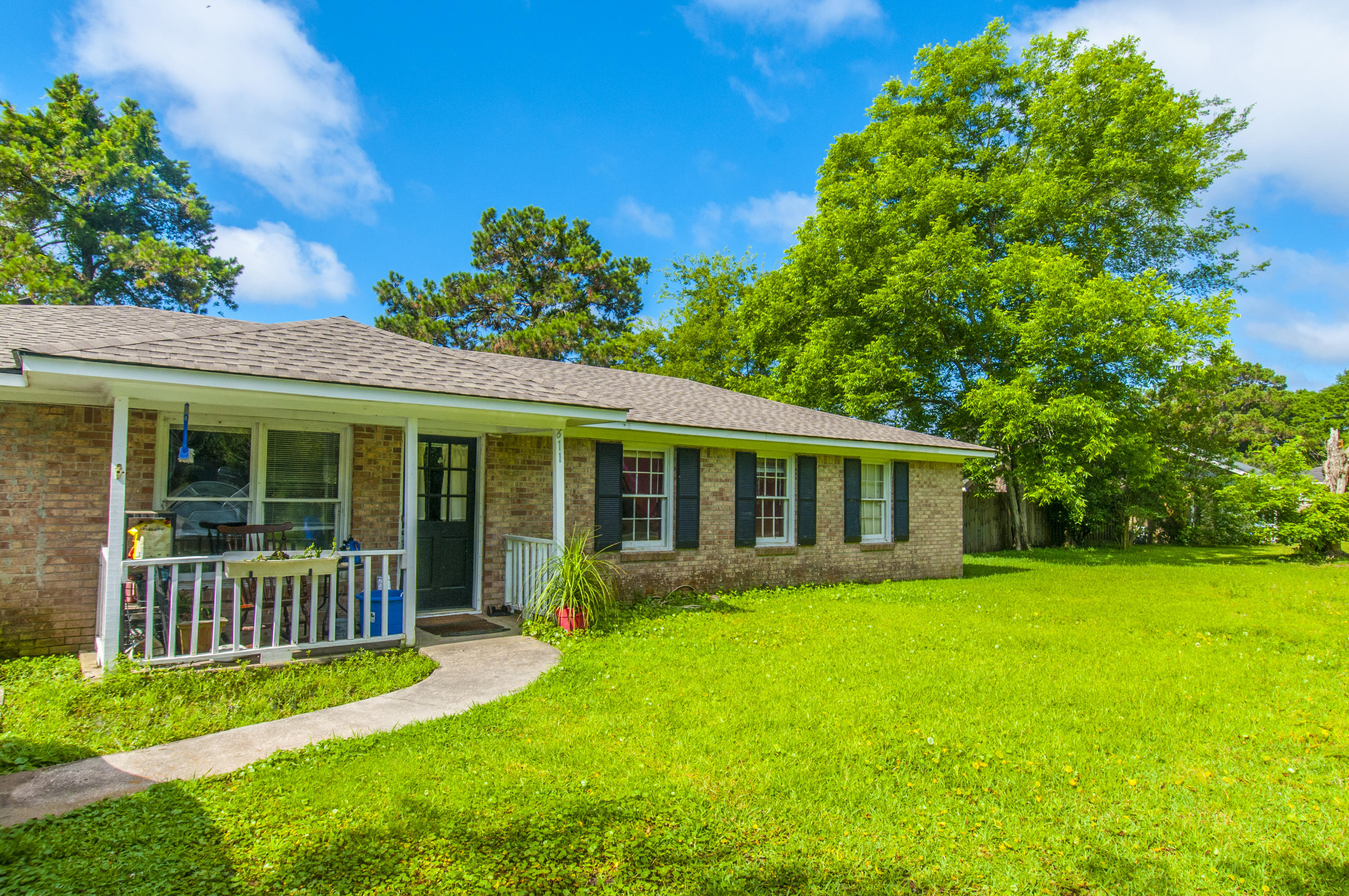 611 Schooner Road Charleston, SC 29412 - Photo 2 of 41 _DSC0118