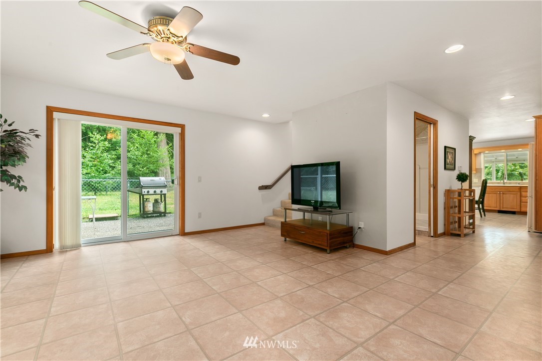2261 Aldergrove Road Ferndale, WA 98248 - Photo 12 of 25